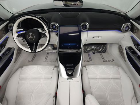 Used 2026 Mercedes-Benz Maybach SL 680 image 27