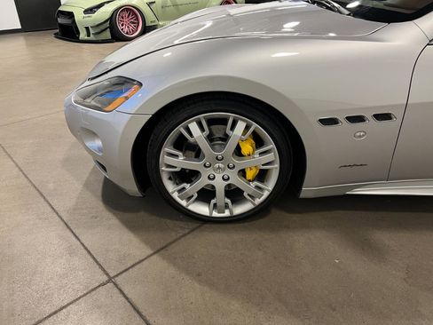 Used 2010 Maserati GranTurismo S image 35