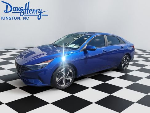 Used 2023 Hyundai Elantra SEL w/ Convenience Package FWD image 1