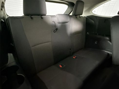 Certified 2023 Toyota Highlander L FWD image 35