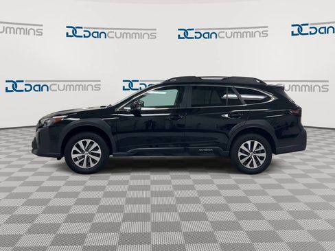 Used 2023 Subaru Outback Premium AWD/4WD image 5