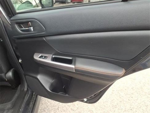 Used 2016 Subaru Crosstrek 2.0i Limited image 17