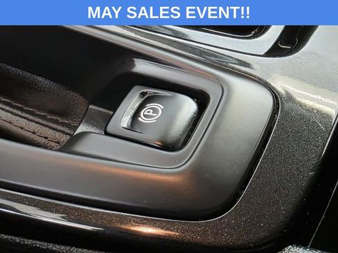 Used 2022 Chevrolet TrailBlazer LT FWD image 21
