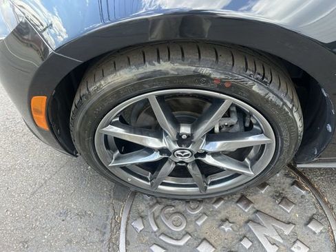 Used 2020 MAZDA MX-5 Miata Grand Touring image 10