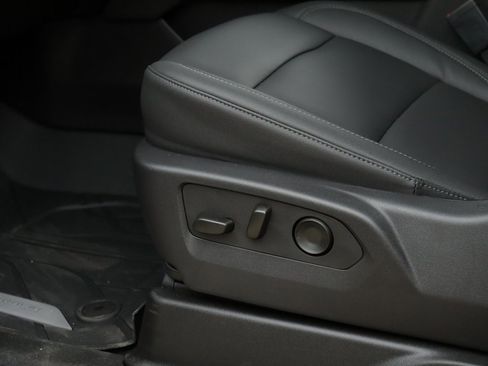 New 2025 Chevrolet Tahoe LT w/ Comfort Package image 24