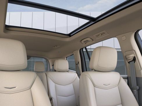 New 2025 Cadillac XT6 Premium Luxury w/ Technology Package AWD/4WD image 24