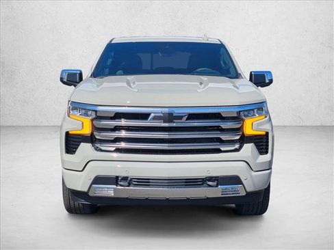 New 2026 Chevrolet Silverado 1500 High Country AWD/4WD image 6
