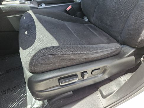 Used 2022 Honda Pilot Sport image 8