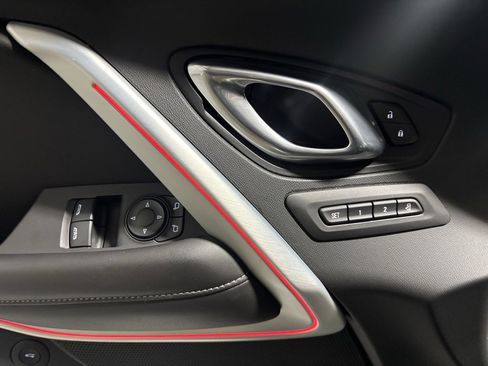 Used 2019 Chevrolet Camaro SS image 11