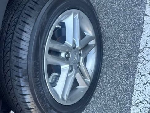 Used 2022 Hyundai Kona SE AWD/4WD image 8