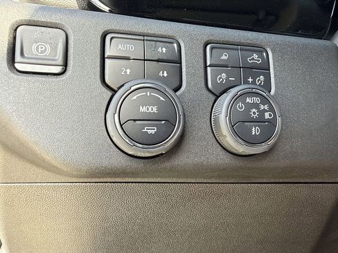 Used 2024 Chevrolet Silverado 1500 RST w/ Convenience Package II image 28