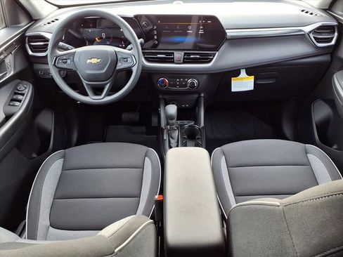 New 2026 Chevrolet TrailBlazer LS w/ LS Convenience Package FWD image 7