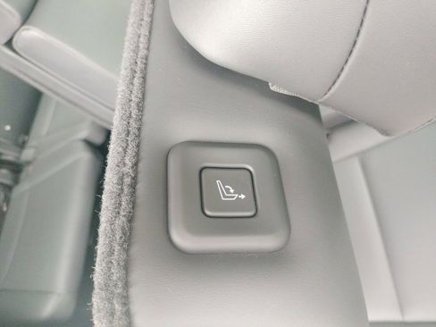 Used 2025 Hyundai Santa Fe SEL image 47