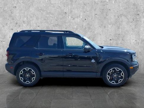 Certified 2025 Ford Bronco Sport Outer Banks w/ Outer Banks Tech Package+ AWD/4WD image 4
