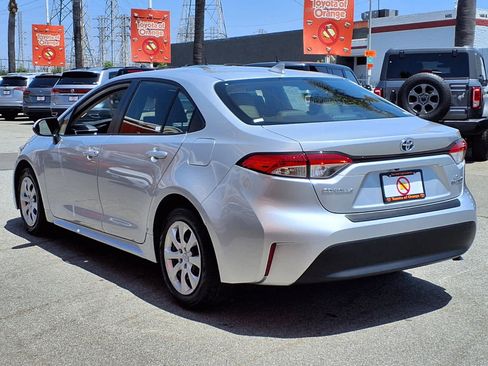 Certified 2024 Toyota Corolla LE FWD image 4
