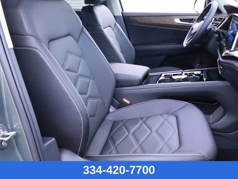 Certified 2025 Volkswagen Atlas SE w/ Black Wheel Package image 14