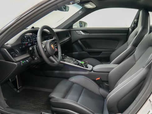New 2026 Porsche 911 Carrera RWD image 4