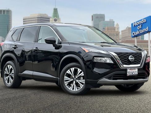 Used 2023 Nissan Rogue SV FWD image 2