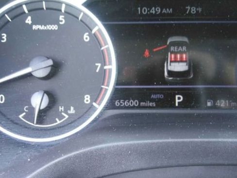 Used 2023 Nissan Rogue SV AWD/4WD image 6
