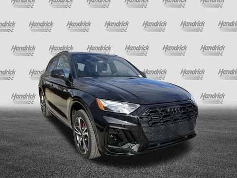 Used 2025 Audi Q5 2.0T Premium Plus image 2