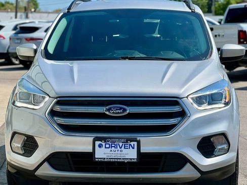 Used 2017 Ford Escape SE w/ Equipment Group 201A FWD image 6