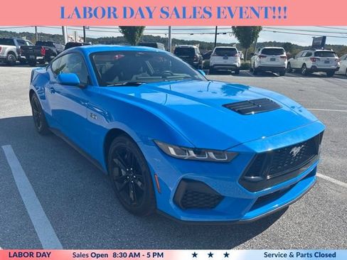 Used 2024 Ford Mustang GT RWD image 1