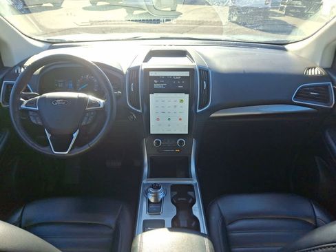 Certified 2024 Ford Edge SEL image 10