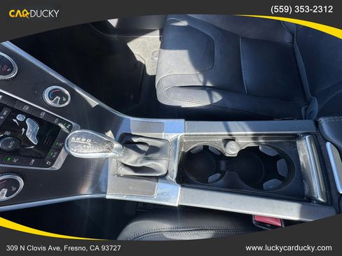 Used 2016 Volvo XC60 T5 Premier w/ Proximity Package FWD image 15