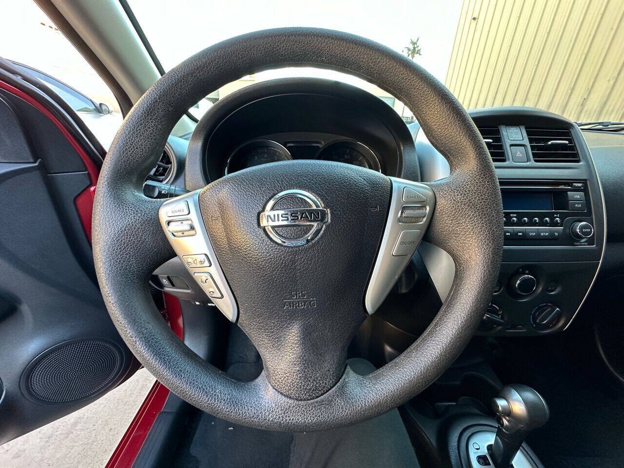 Used 2018 Nissan Versa SV FWD image 14