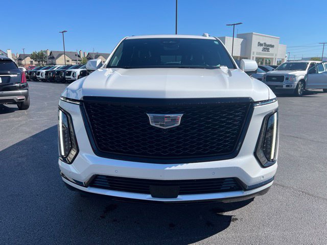 Certified 2025 Cadillac Escalade Sport Platinum AWD/4WD image 9