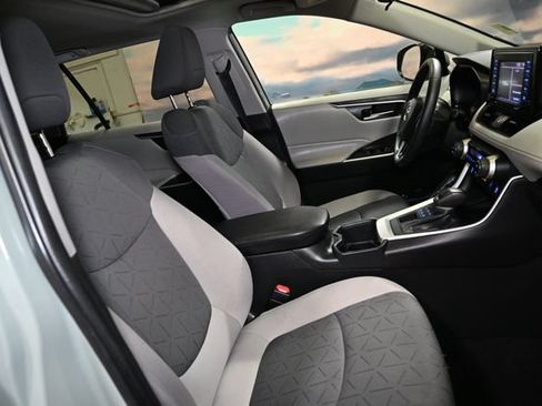 Used 2022 Toyota RAV4 XLE w/ Convenience Package AWD/4WD image 58