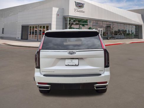 Used 2023 Cadillac Escalade Premium Luxury w/ LPO, Radiant Package AWD/4WD image 5