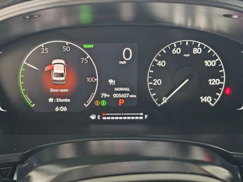 Used 2025 Honda Civic Sport image 23