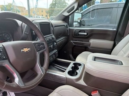 Used 2022 Chevrolet Silverado 2500 LTZ w/ LTZ Texas Edition AWD/4WD image 45