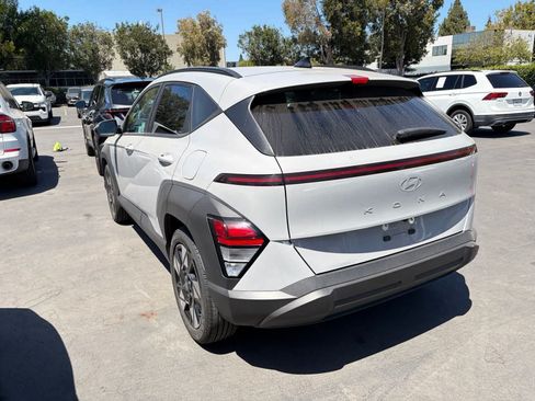Used 2024 Hyundai Kona SEL FWD image 4