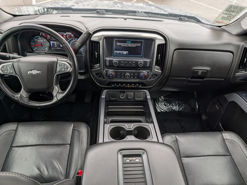 Used 2018 Chevrolet Silverado 1500 LTZ Z71 w/ Centennial Edition image 10