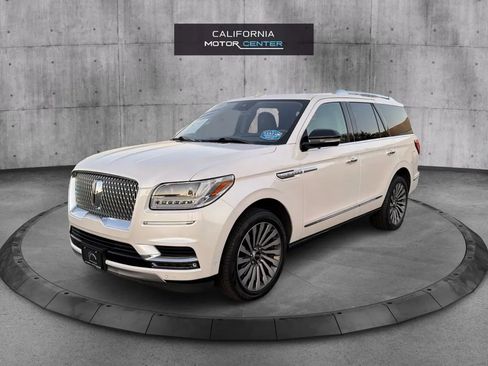 Used 2018 Lincoln Navigator Reserve w/ Technology Package image 3