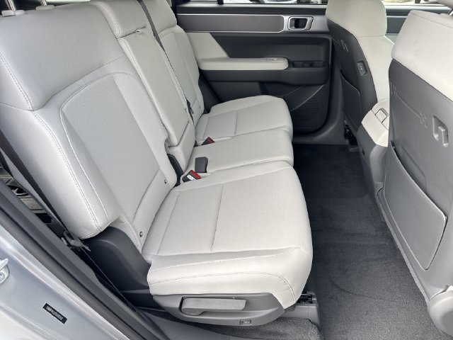 New 2026 Hyundai Santa Fe SE FWD image 17