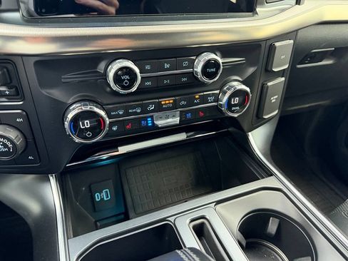 Used 2021 Ford F150 Raptor w/ Equipment Group 801A High AWD/4WD image 25