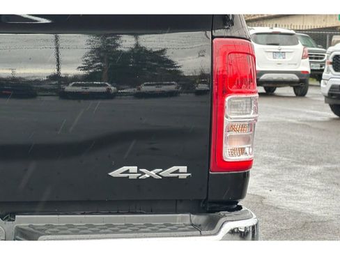 Used 2024 RAM 2500 Big Horn w/ Heated Seats & Wheel Group image 29