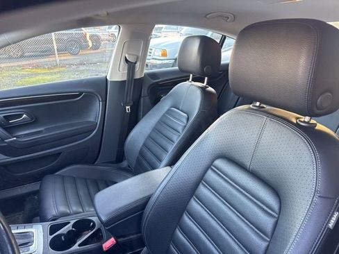 Used 2017 Volkswagen CC Sport image 12