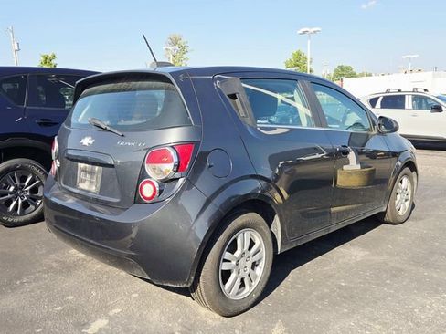 Used 2015 Chevrolet Sonic LT FWD image 3