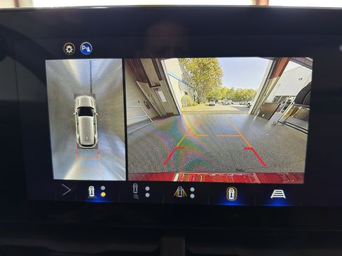 New 2026 Chevrolet Equinox ACTIV w/ Safety and Technology Package image 20