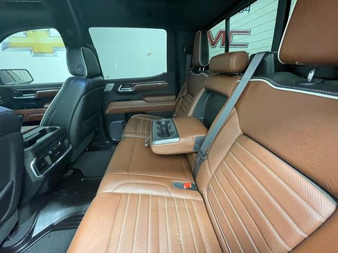 Used 2024 GMC Sierra 1500 Denali Ultimate AWD/4WD image 13
