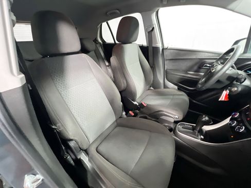 Used 2021 Chevrolet Trax LS w/ Tint and Cruise Package image 30