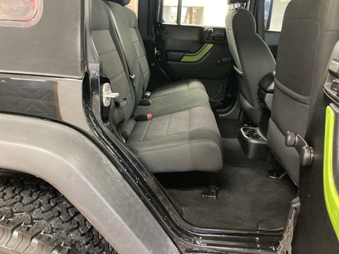 Used 2012 Jeep Wrangler Unlimited Sport image 16