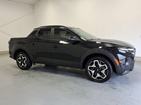 Used 2024 Hyundai Santa Cruz Limited AWD/4WD image 2