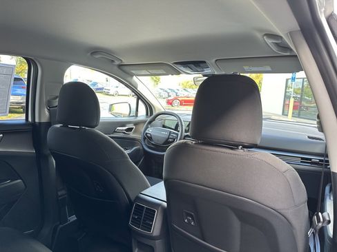 New 2026 Kia Sportage S image 17
