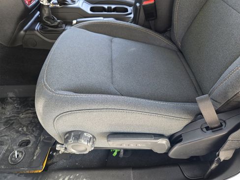 New 2026 Jeep Wrangler Unlimited Sport image 24