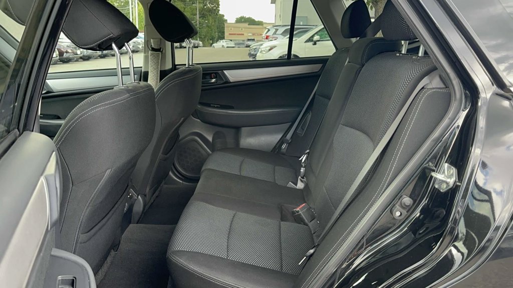 Used 2019 Subaru Outback 2.5i Premium AWD/4WD image 13